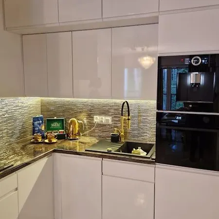 Baltic Zloty C17 Basen *