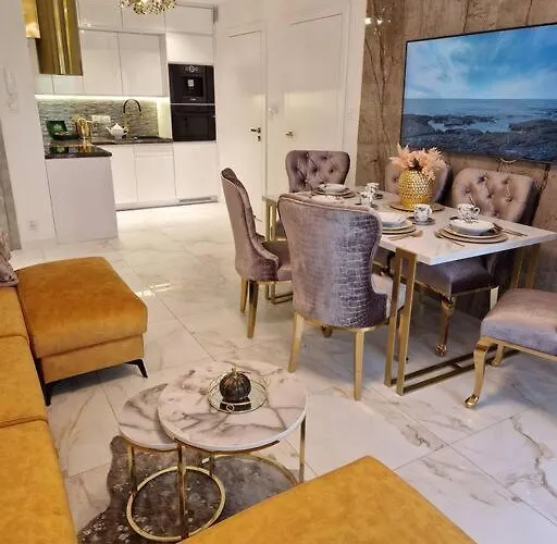 Baltic Zloty C17 Basen Appartement *