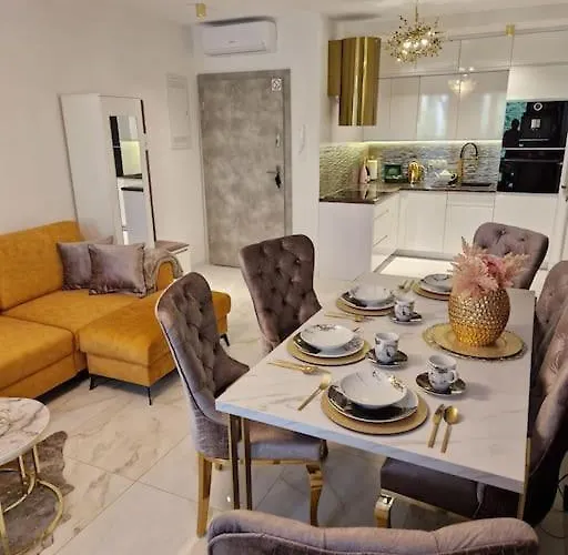 Baltic Zloty C17 Basen Appartement Pobierowo